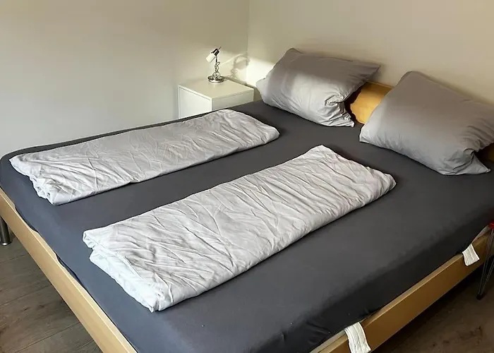 Direkt Am See, 58 Qm アパート *